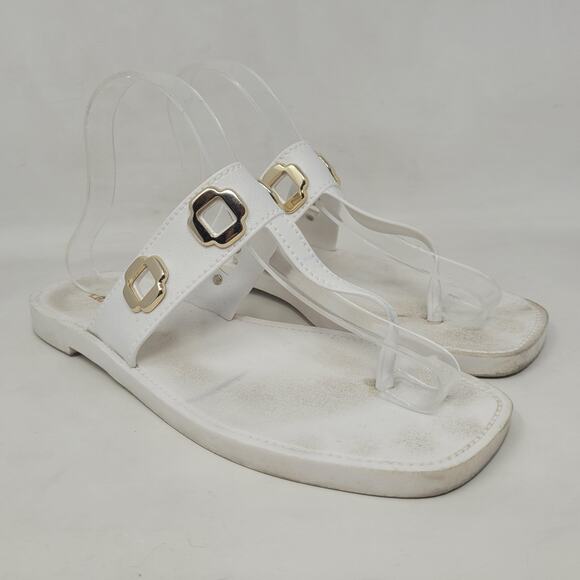 Larroude Sandals 8 White Jelly Milan Thong Gold Flat T Strap Beach Vacation - Picture 1 of 11